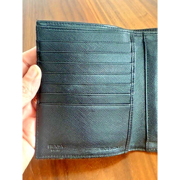 Authentic Vintage Prada Nylon & Leather Medium Trifold Black Wallet - Picture 9 of 16